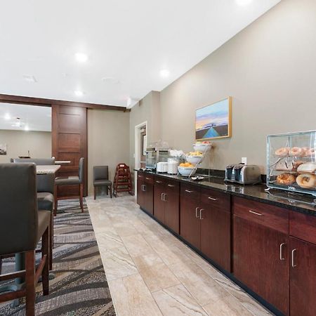 Cobblestone Hotel & Suites - Urbana Εξωτερικό φωτογραφία