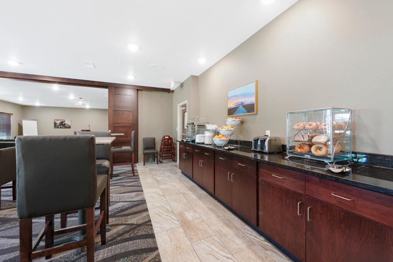 Cobblestone Hotel & Suites - Urbana Εξωτερικό φωτογραφία